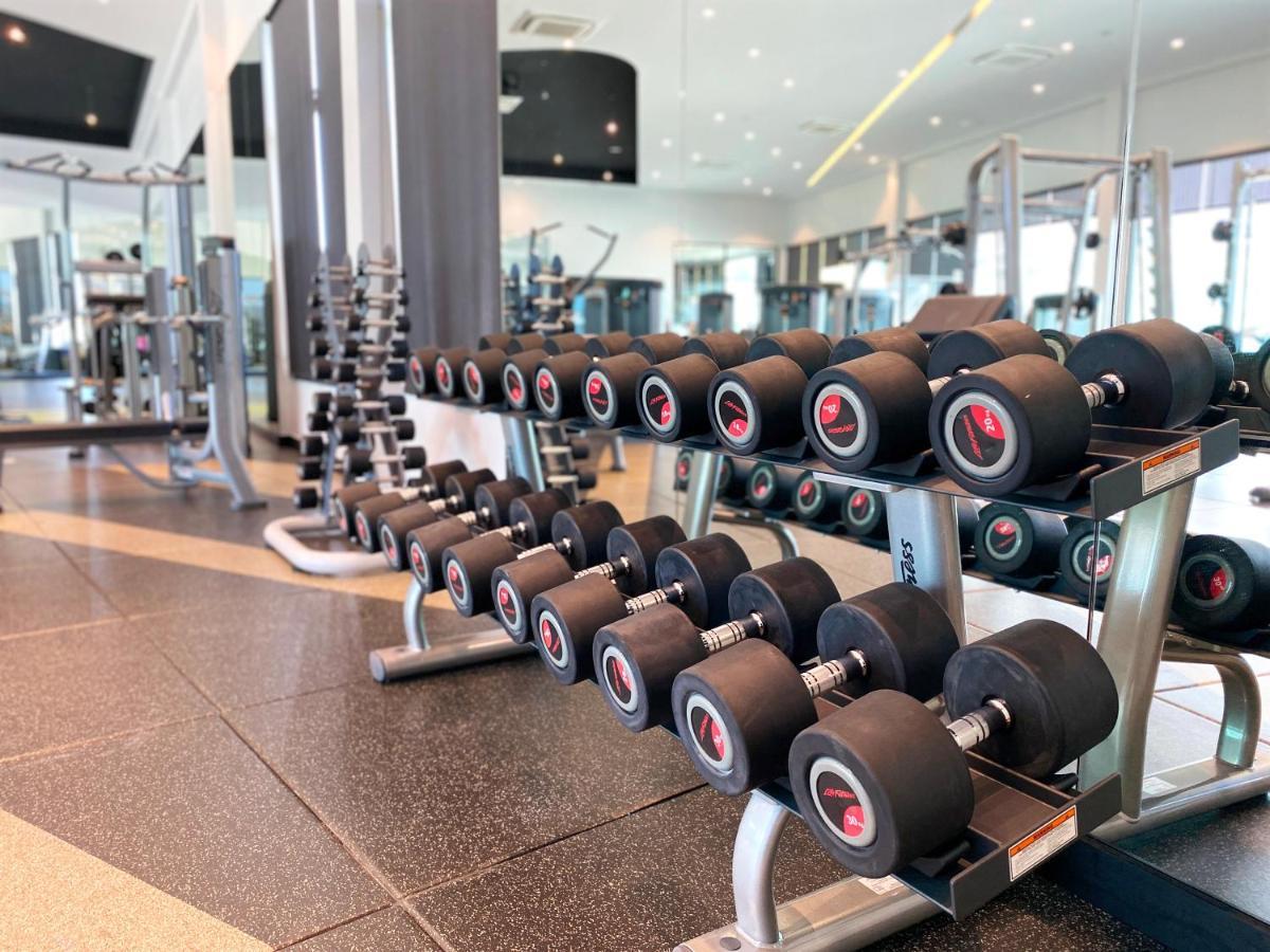 The Oceanic Sportel Phuket - Sha Extra Plus Екстериор снимка Dumbbells on a rack