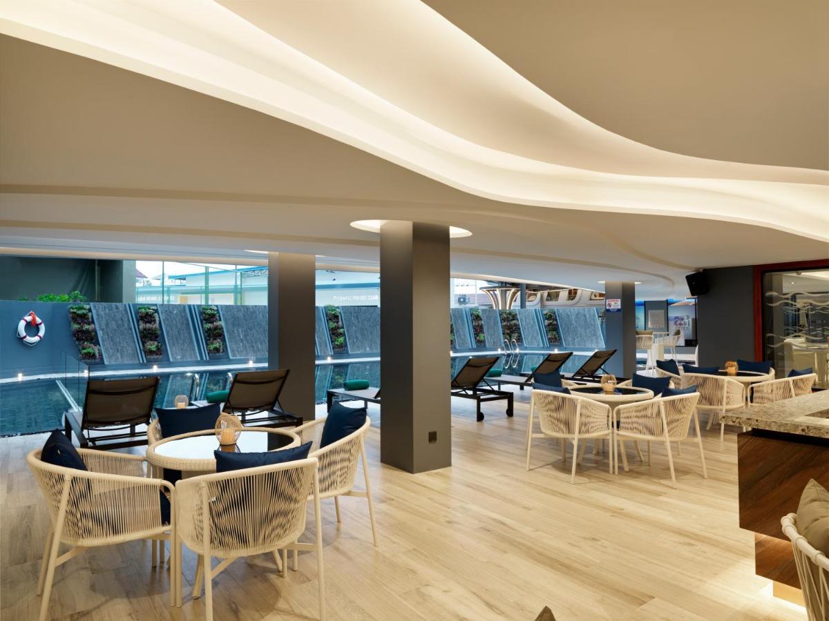 The Oceanic Sportel Phuket - Sha Extra Plus Екстериор снимка The interior of the lounge