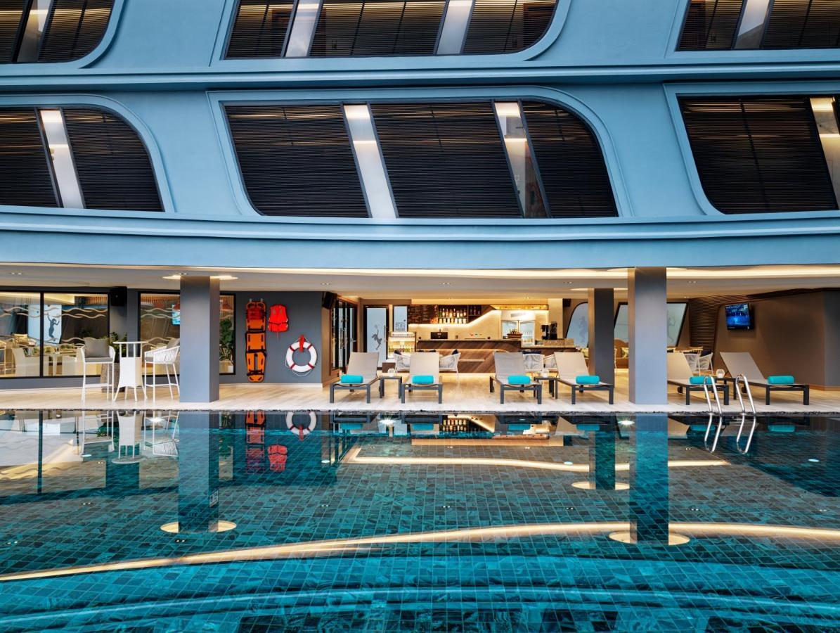 The Oceanic Sportel Phuket - Sha Extra Plus Екстериор снимка The pool at the hotel