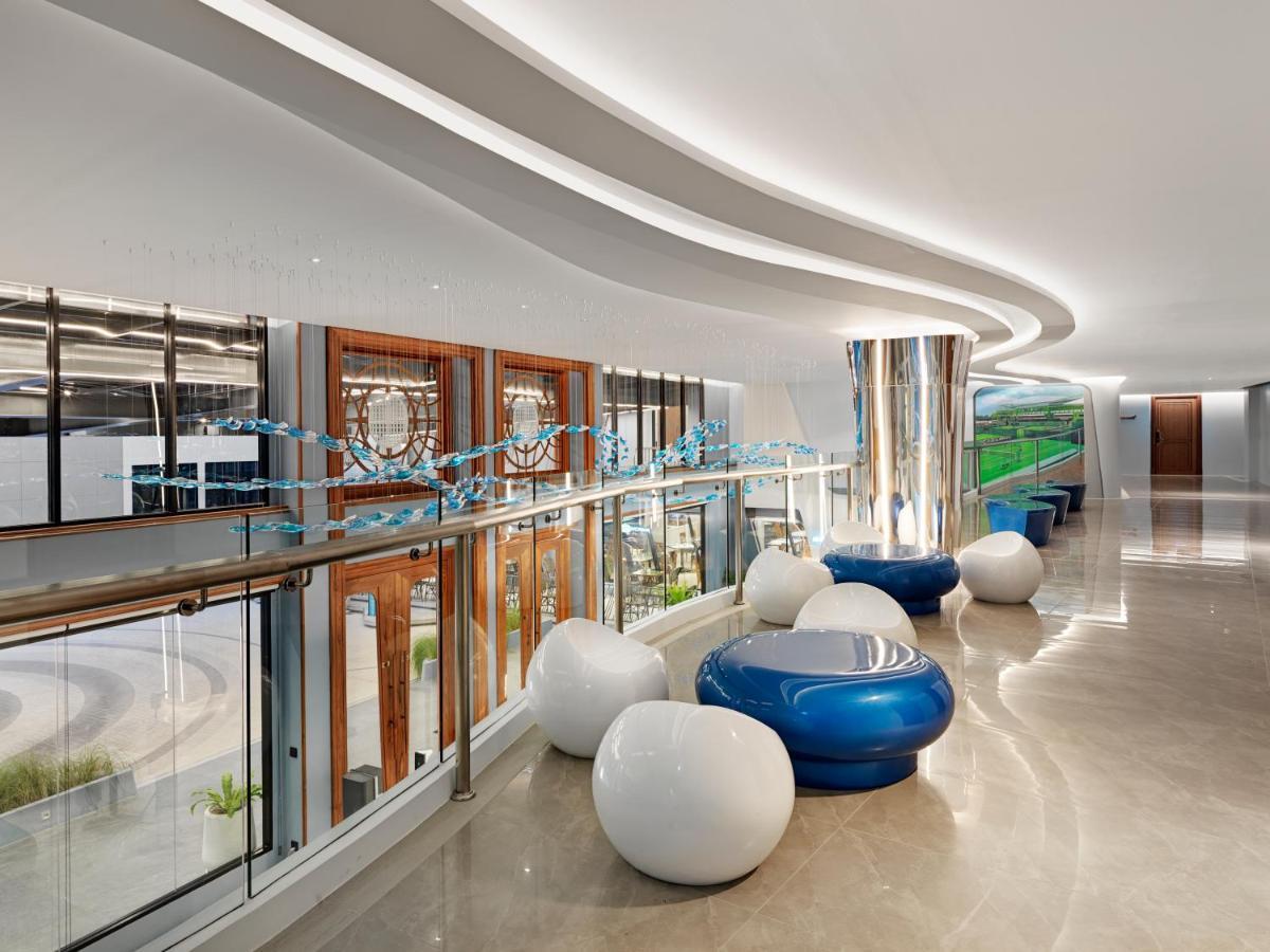 The Oceanic Sportel Phuket - Sha Extra Plus Екстериор снимка The interior of the hotel