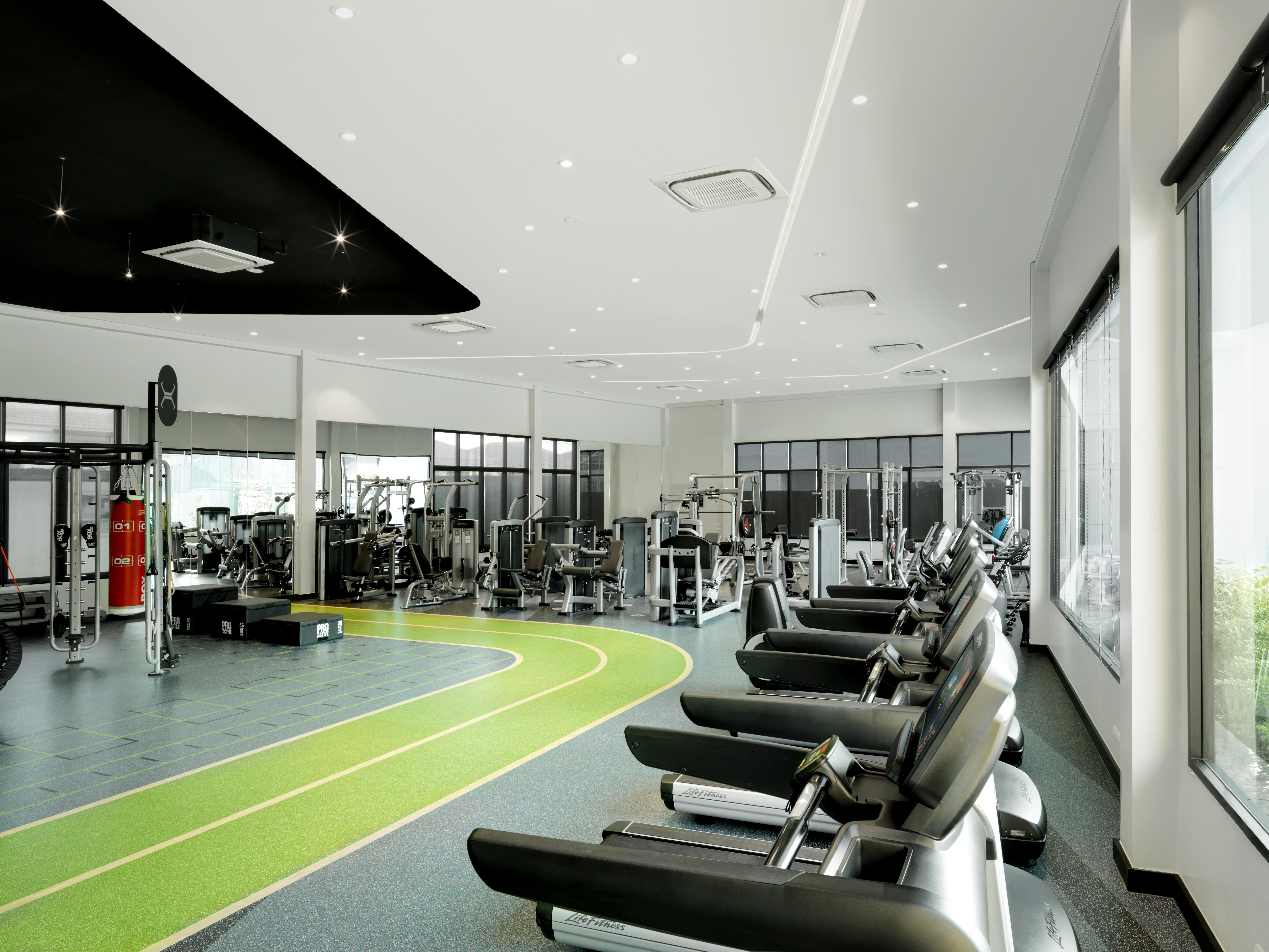 The Oceanic Sportel Phuket - Sha Extra Plus Екстериор снимка The gym at the new campus